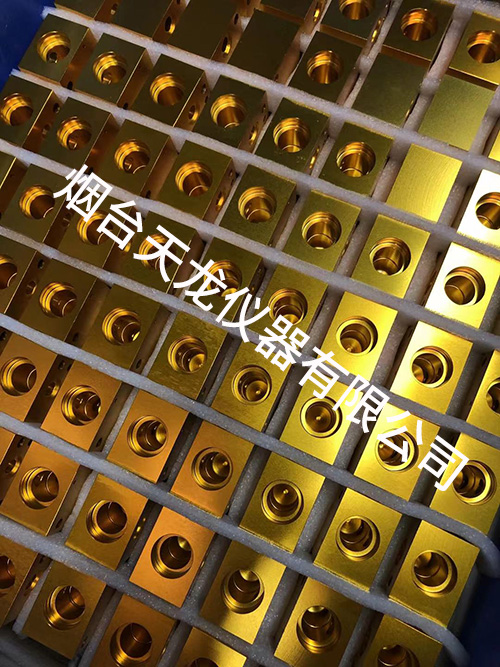 金黄彩色下载草莓视频APP